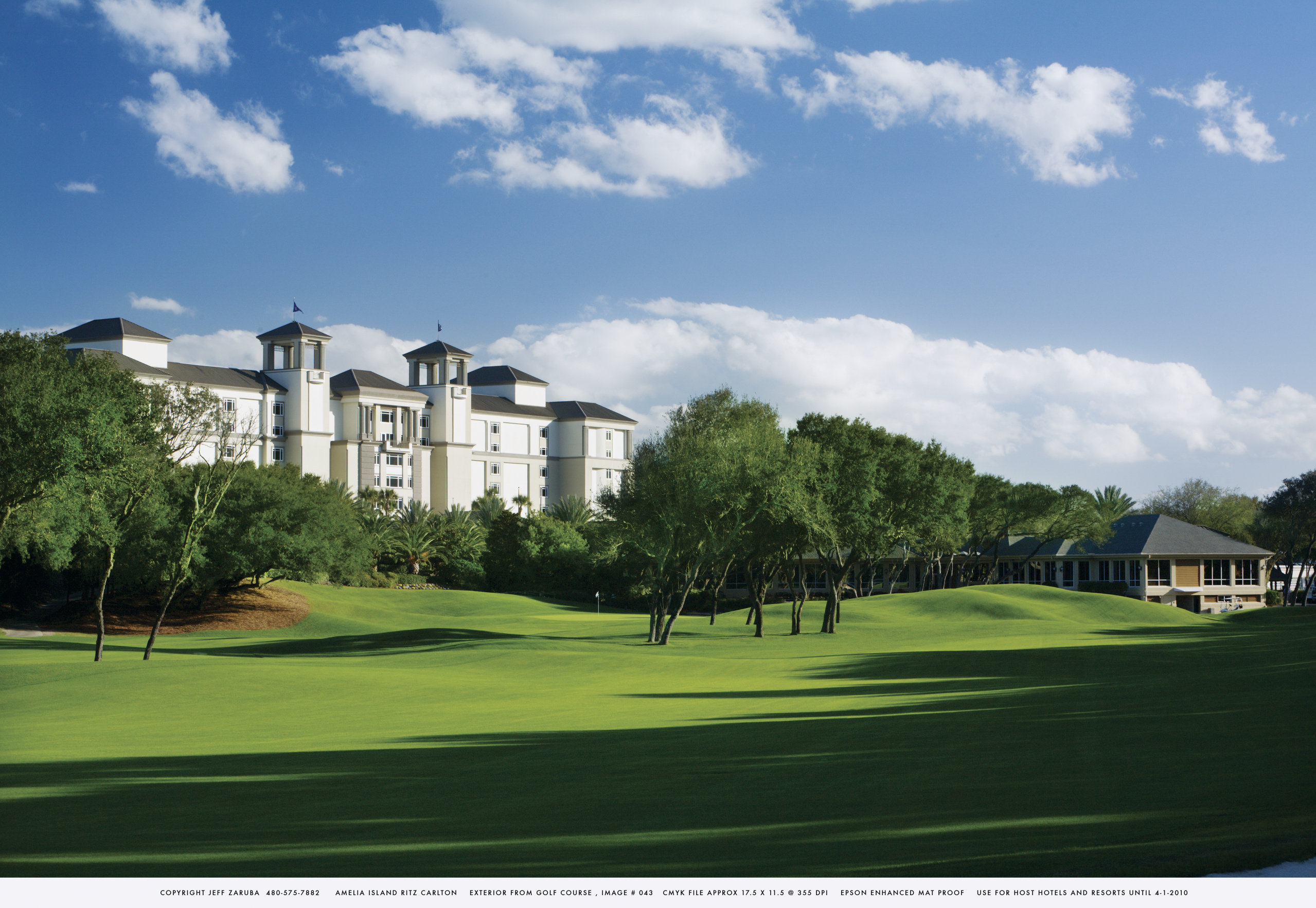 Resort fairway with oceanfront luxury accommodations on Amelia Island